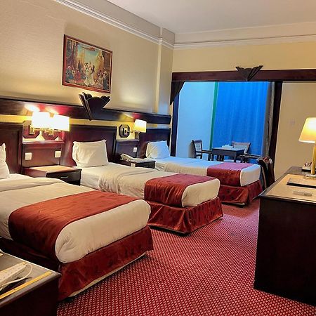 Claridge Hotel Дубай Экстерьер фото