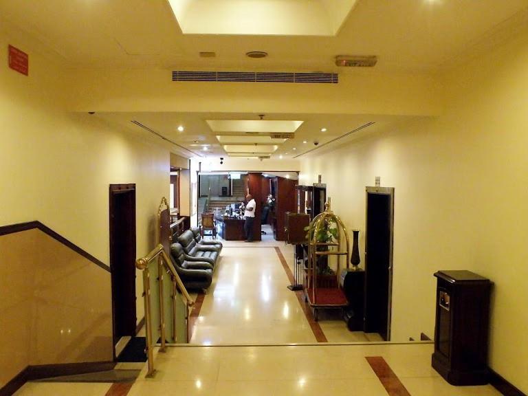 Claridge Hotel Дубай Экстерьер фото