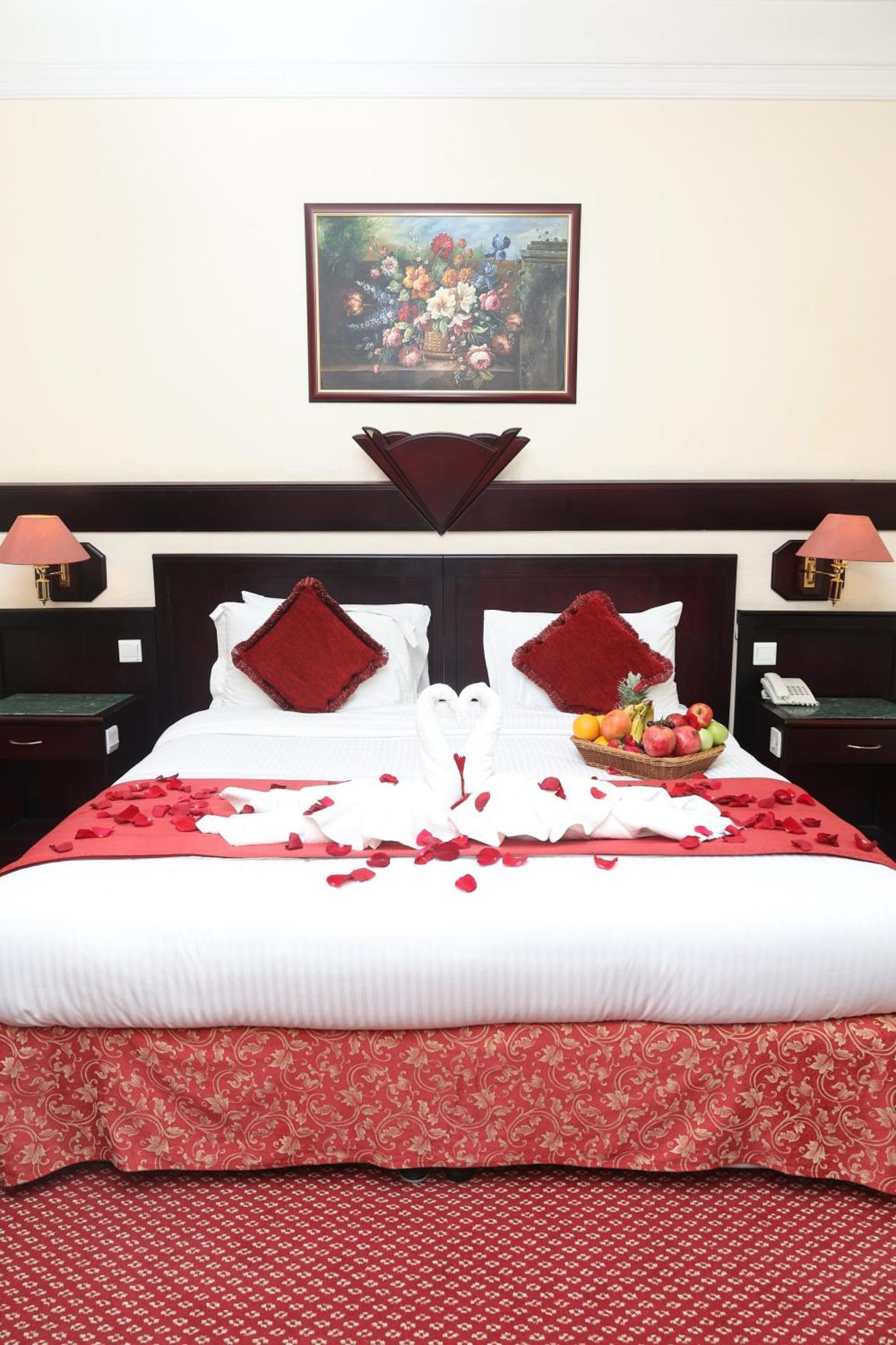 Claridge Hotel Дубай Экстерьер фото